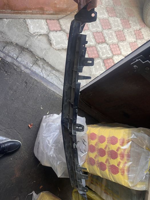 Решетка рашиатора мерседес w213