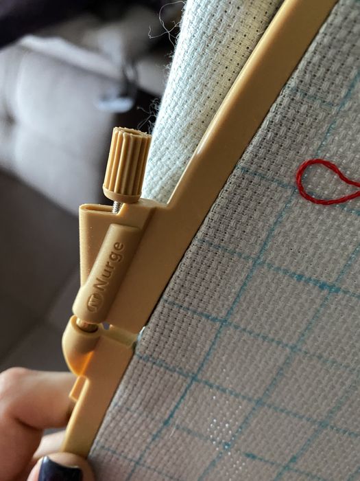 Продам новые пяльцы