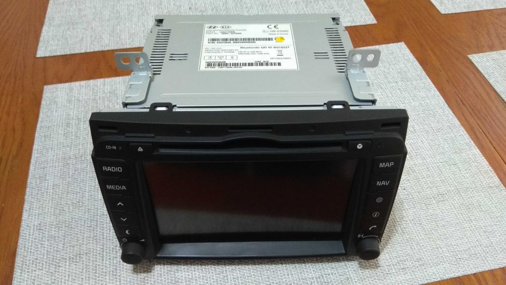 Заводска мултимедия за Киа Спортидж 3 + рамка.