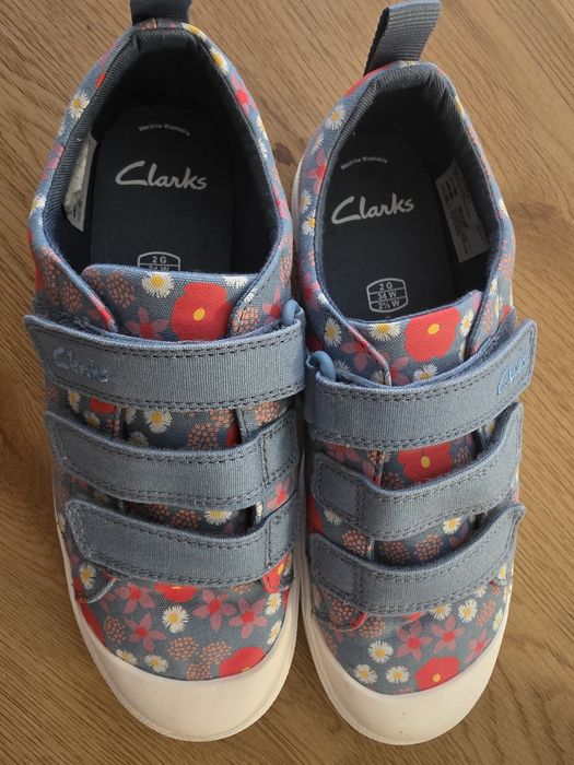 Детски обувки Clarks 34 номер