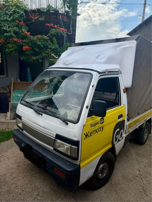 Обтекатель Карона на Chevrolet Labo