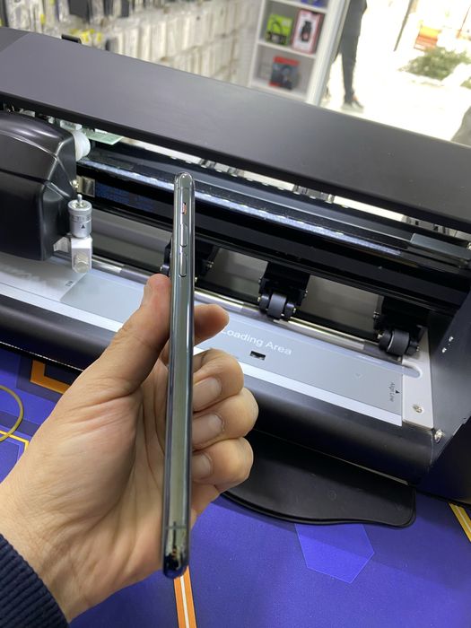 iPhone 11 pro max ideal radnoy