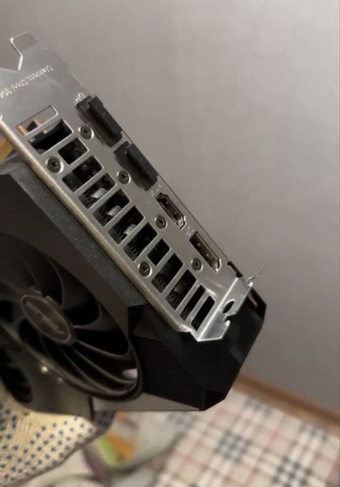 Видеокарта Asus RX6600