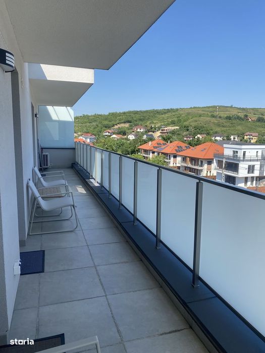 Apartament 3 camere, 68mp + 15mp terasa, bloc nou, centru Borhanci