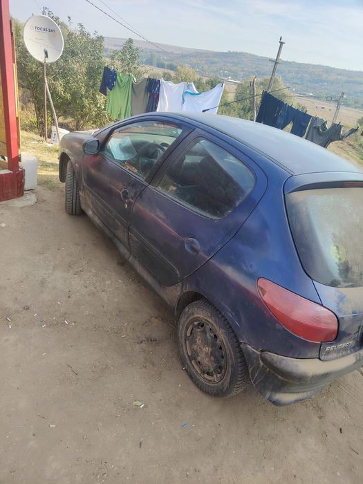 Vând Peugeot 206