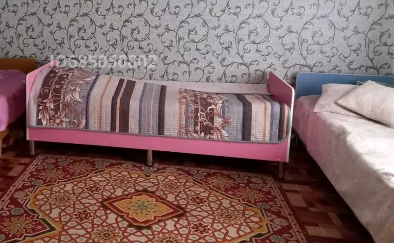 Продам детскую кровать с матрасом