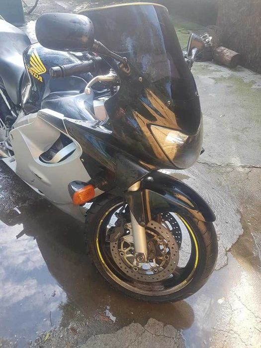 piese honda cbr f4/f4i