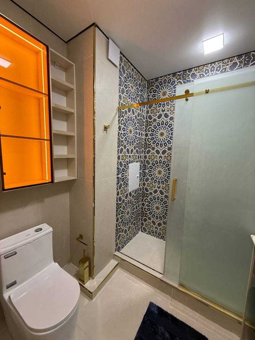 Ориентир: ул. Шота Руставели, Южный вокзал Площадь:30 м² + 4м² балкон;