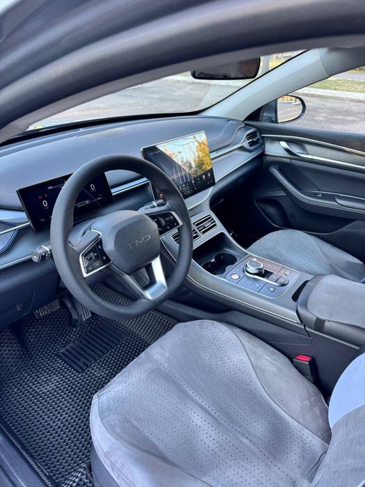 BYD CHAZOR CHAMPION 120KM Comfort 3-Pozitsa Gibrit Holati ideal