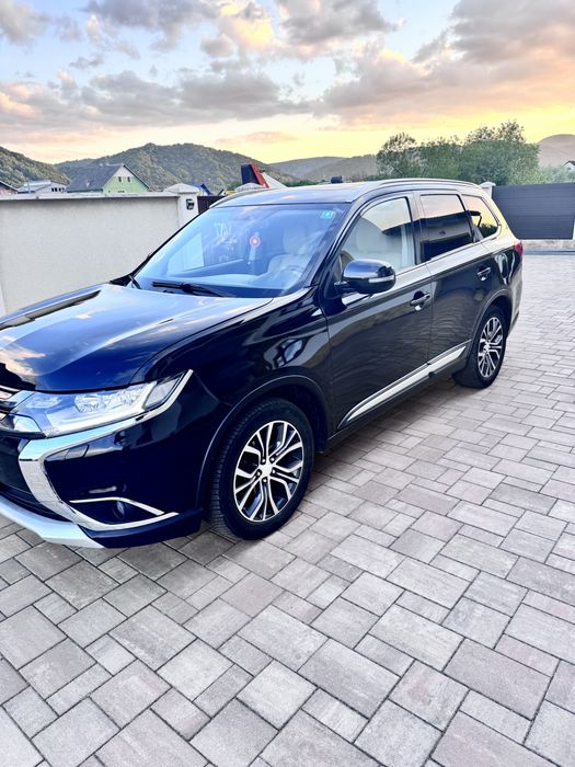 MITSUBISHI OUTLANDER 2.2 DiD Automat 2016 Variante