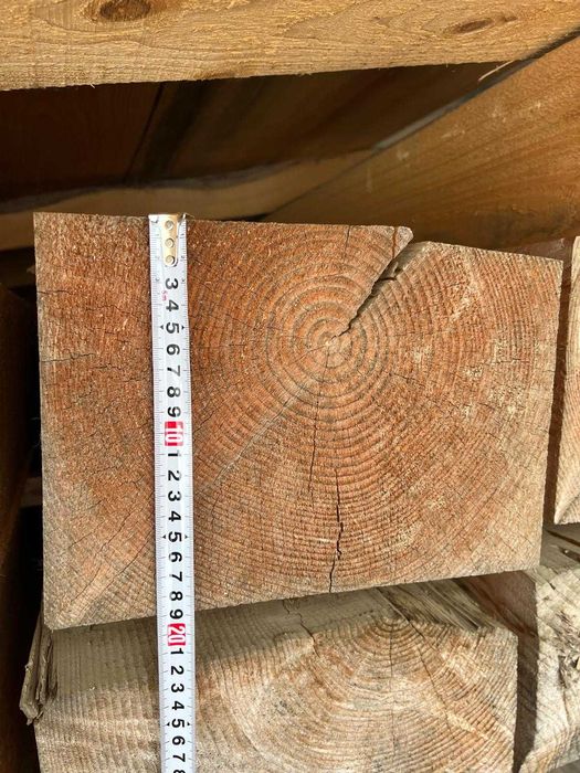 Grinzi lemn 29cm x19cm x 8m,  scanduri la 4 m .(total aprox 11m 3)