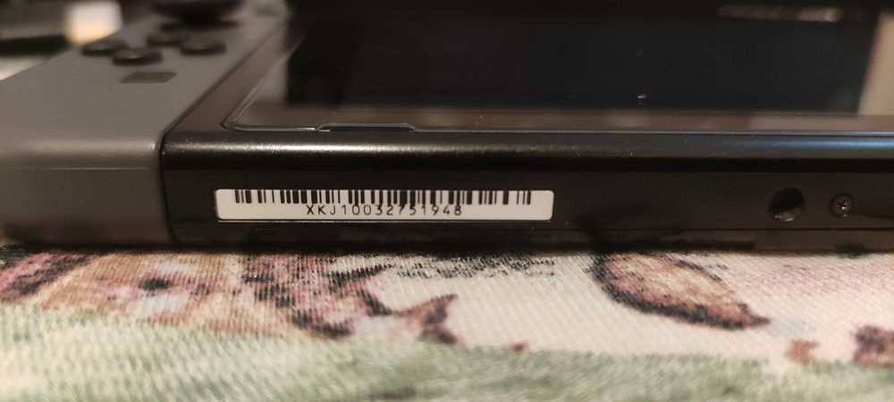 Nintendo Switch V2 modat + Accesorii + card de 512 GB Samsung Sonic