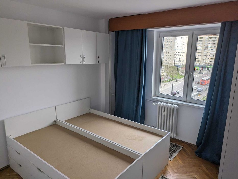 Inchiriez apartament 4 camere zona Nufarul