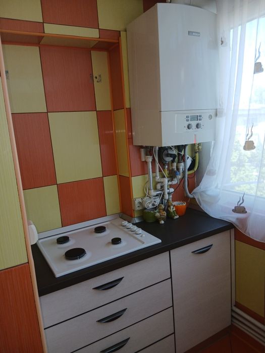 Vând apartament 3 camere!