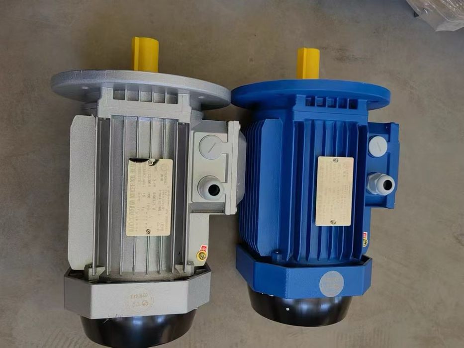 Редуторы Червячные Моторы