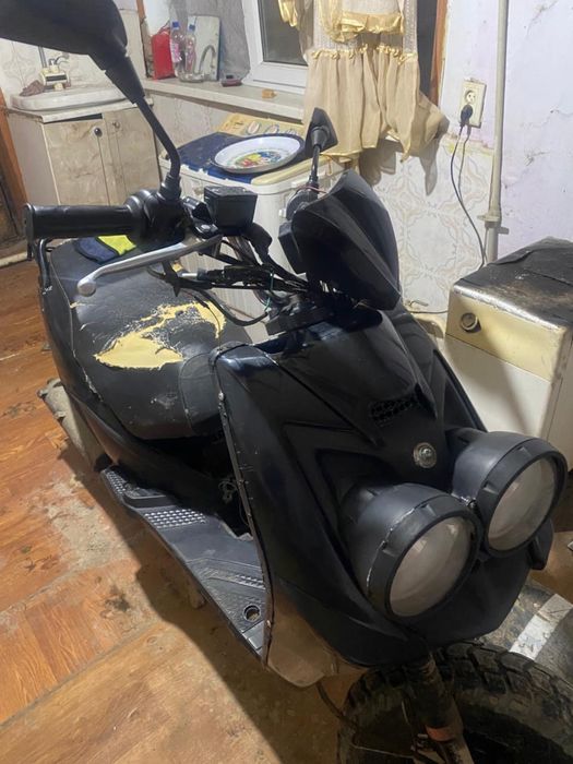 Мопед сатылады бумер