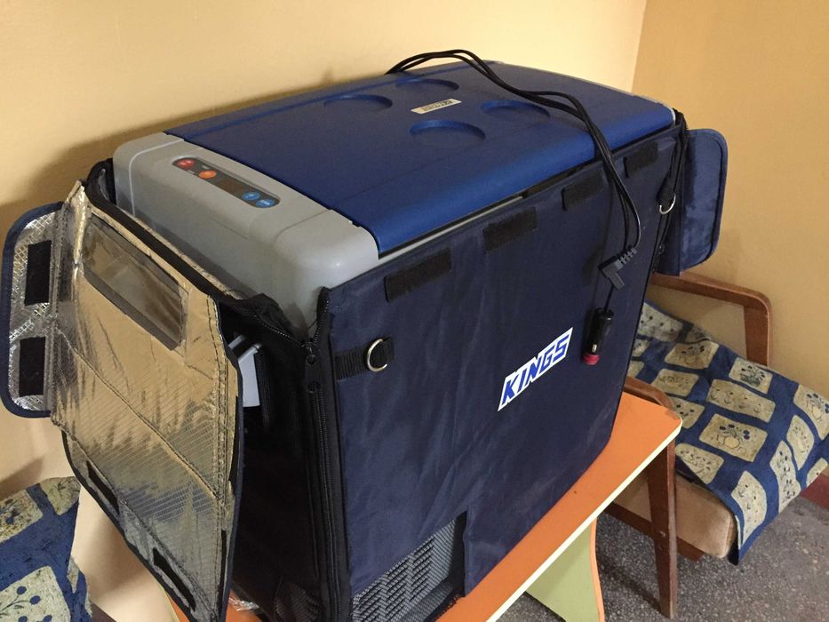 Vand frigider auto 12v/24v/220v