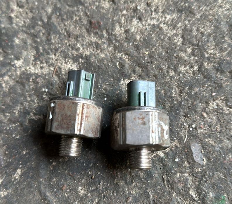 Датчики детонации на Lexus RX300