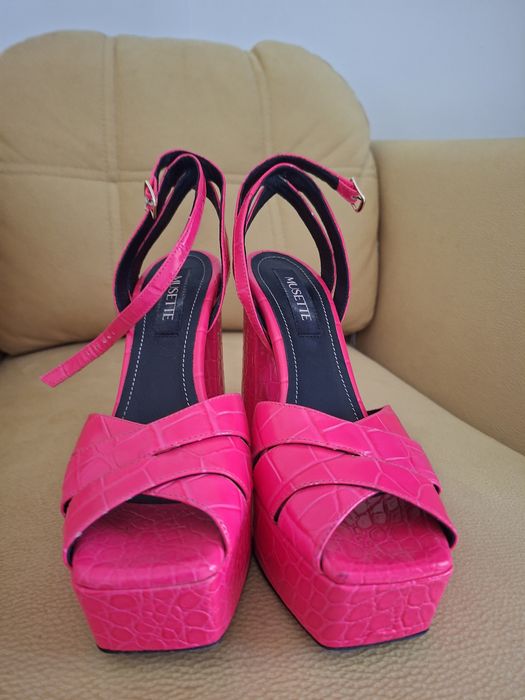Sandale piele ,Musette,37