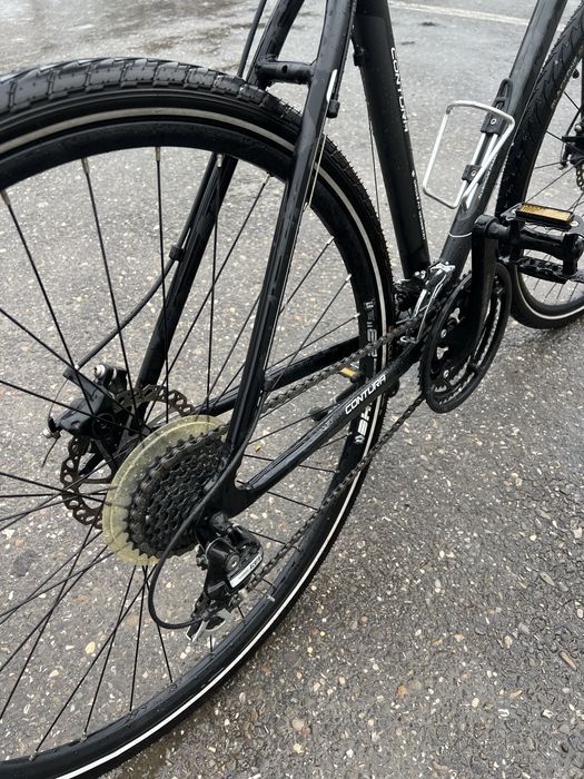 BICICLETA atat pentru oras , cat si off road.