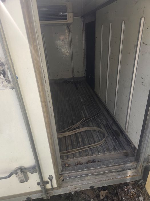 Кия бонго борт сотилади