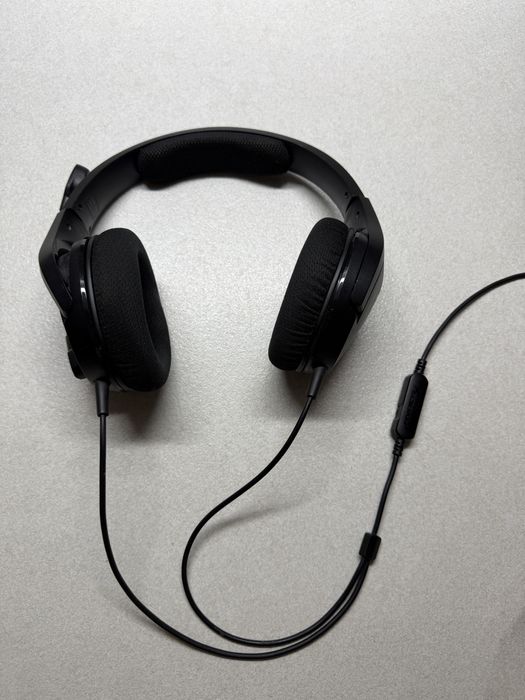 Casti gaming hyperX cloud