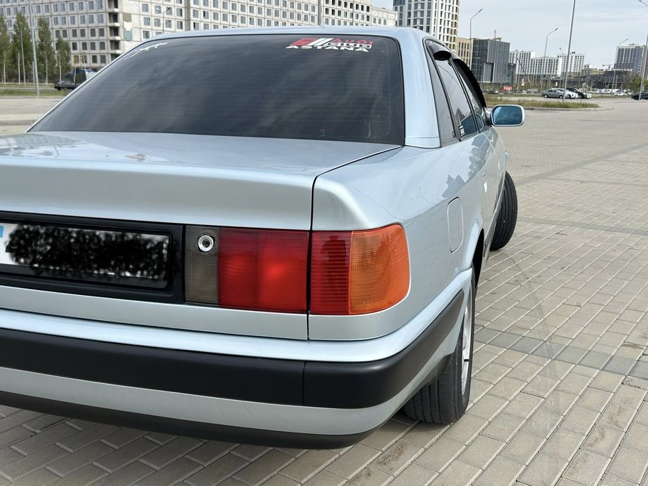 Продам Ауди 100 с4