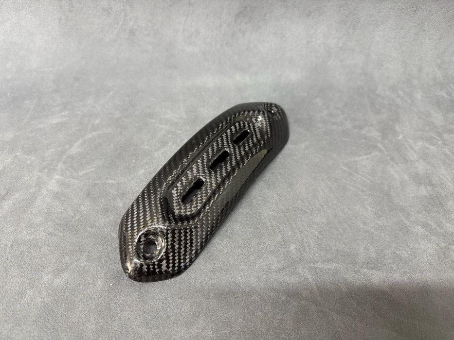 DUCATI CARBON shield предпазител , ducati hypermotard 821