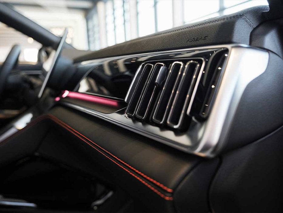 BYD SONG PLUS CHAMPION DM-I ( 150km Flagship )