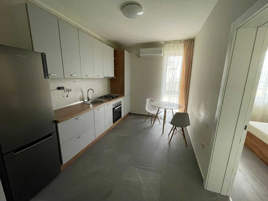 Apartament o camera giroc 320 euro chirie, nou