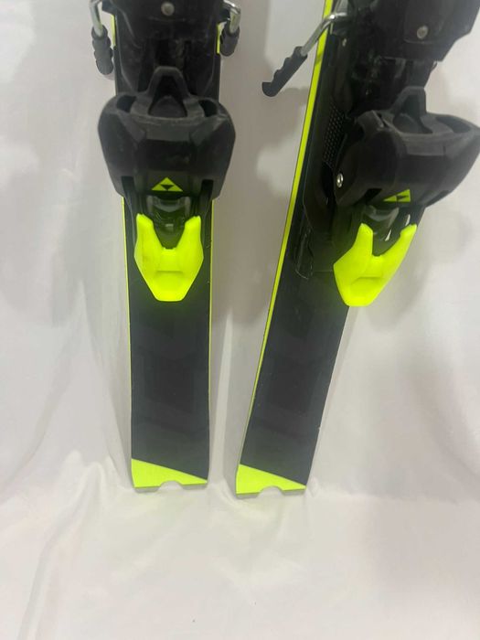 Ski schi carve Fischer RC4 SC Worldcup 155cm +Fischer  Z12