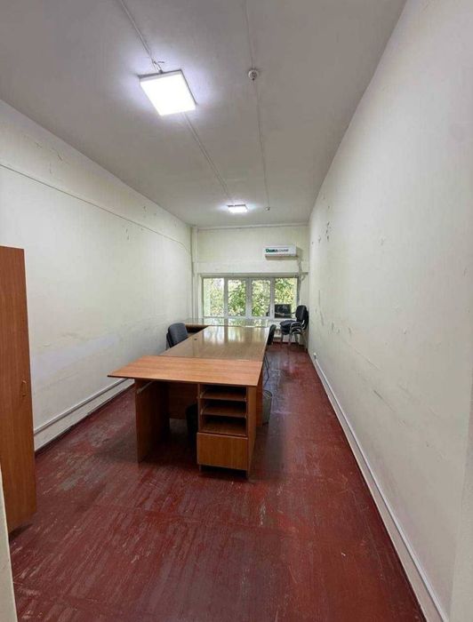 Недолеко от Алайского рынка офис 20 и 40м2