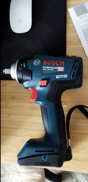 Bosch GDS 18V 400 - ударен гайковерт - чисто нов!