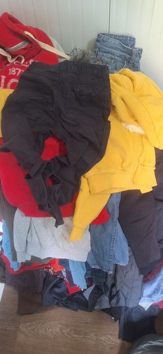 Lot de haine pret pe sac un sac 50 lei fix