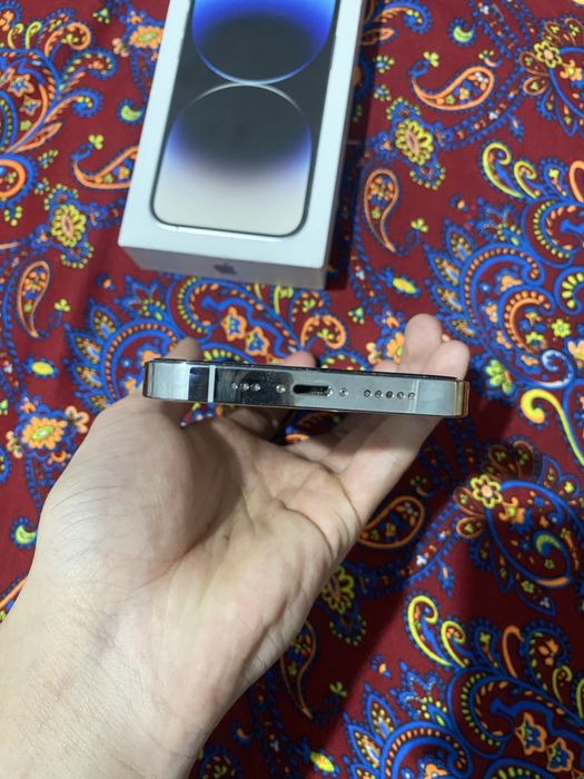 Телефон айфон 14 про