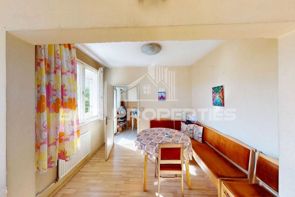 Многостаен в София-Света Троица площ 117