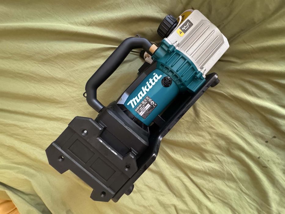 Pompa vacuum Makita DVP181 NOUA