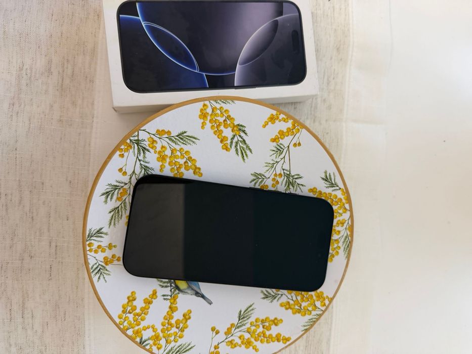 Iphone 16 PRO 256Gb 91% baterie