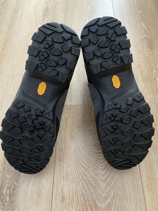 Ghete Mammut stare impecabila