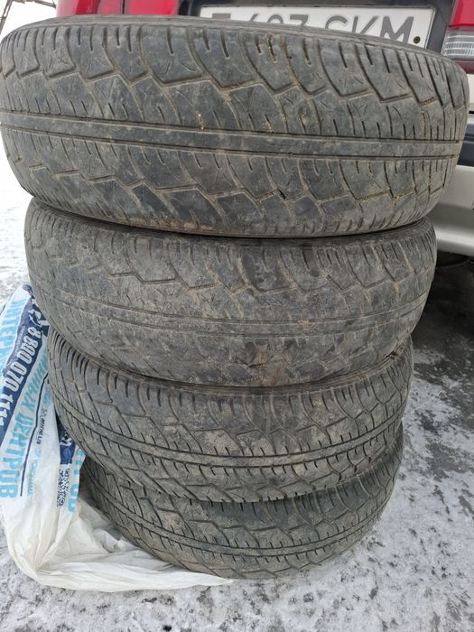 Продам летние шины 185/70R14. +4 камеры