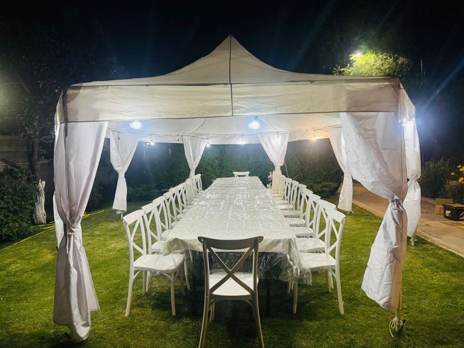 Шатер стол стулья посуда