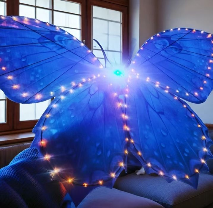 Летающая бабочка