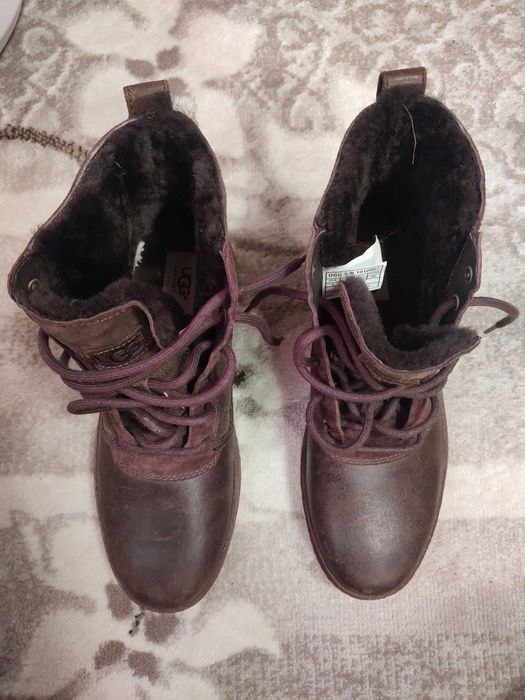 Ghete ugg imblanite, marimea 40.5, originale cu holograma