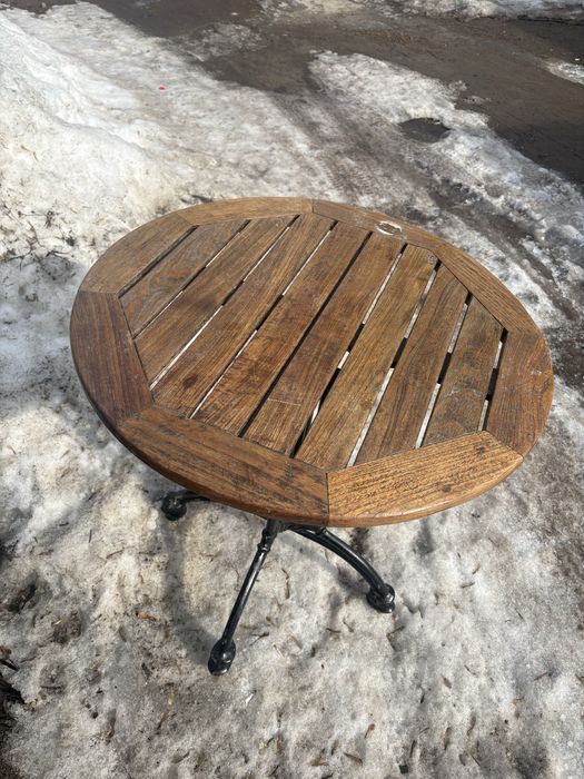 Стол круглый продам