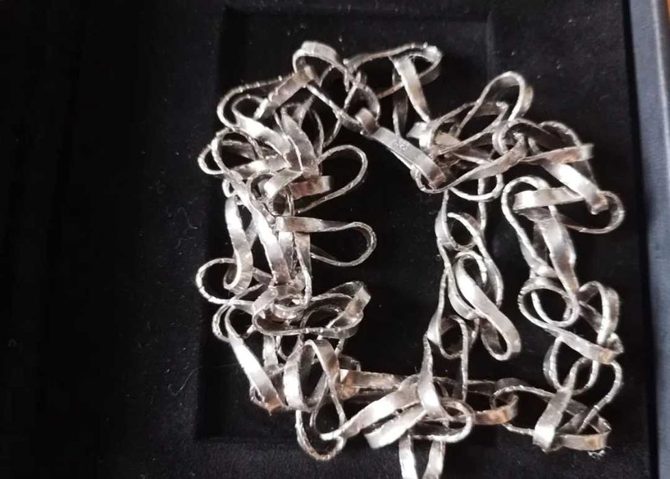 Deosebit  lant, colier  argint masiv