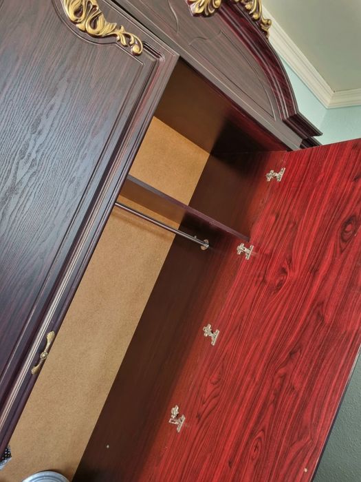 Спальный гарнитур