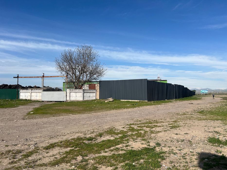 Чирчикда ер-участка сотилади