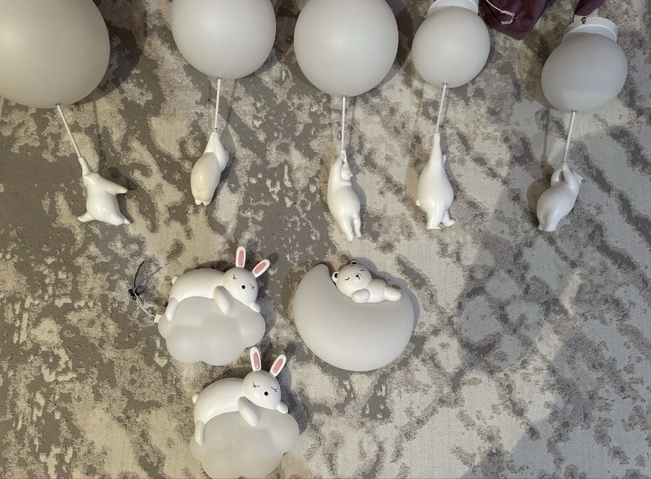 Продам люстру с мишками