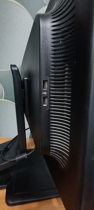 Монитор HP 24 дюйма