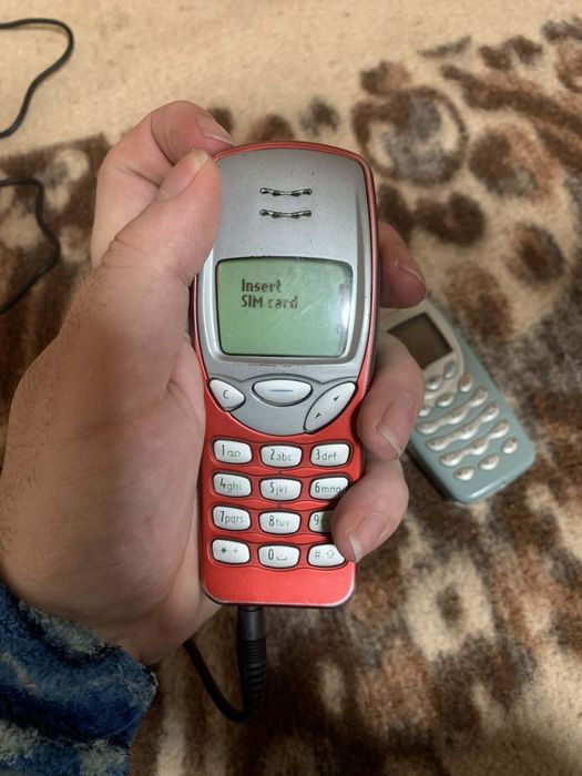 Nokia 3210 работещ